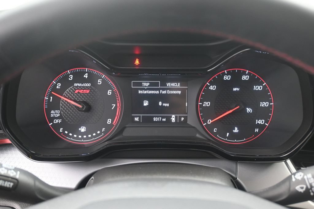 Used 2025 Chevrolet Trax RS FWD image 11