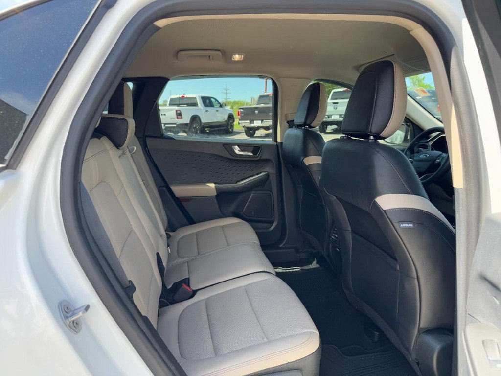 Used 2020 Ford Escape SEL image 10