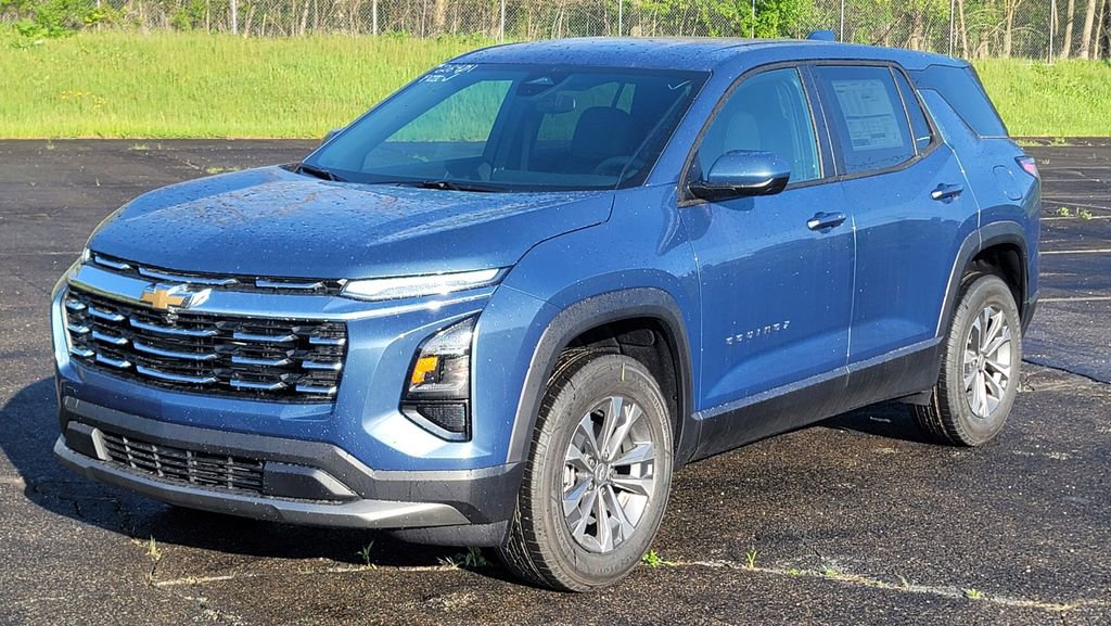 New 2026 Chevrolet Equinox LT image 3