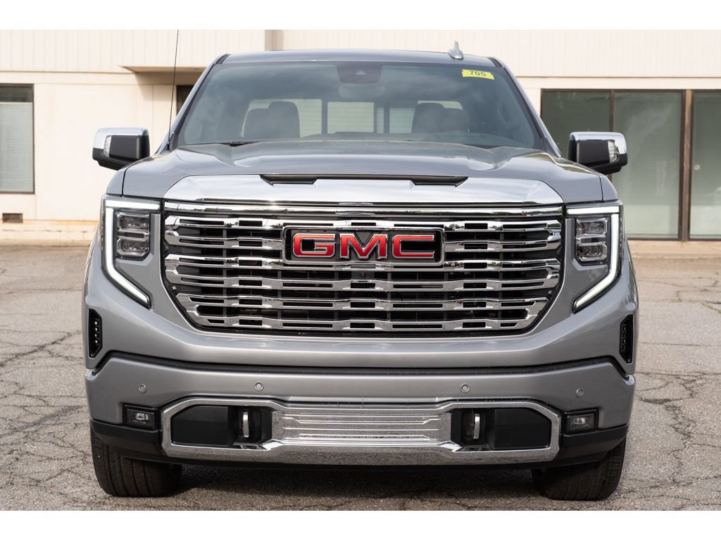 New 2026 GMC Sierra 1500 Denali w/ Denali Reserve Package AWD/4WD image 3