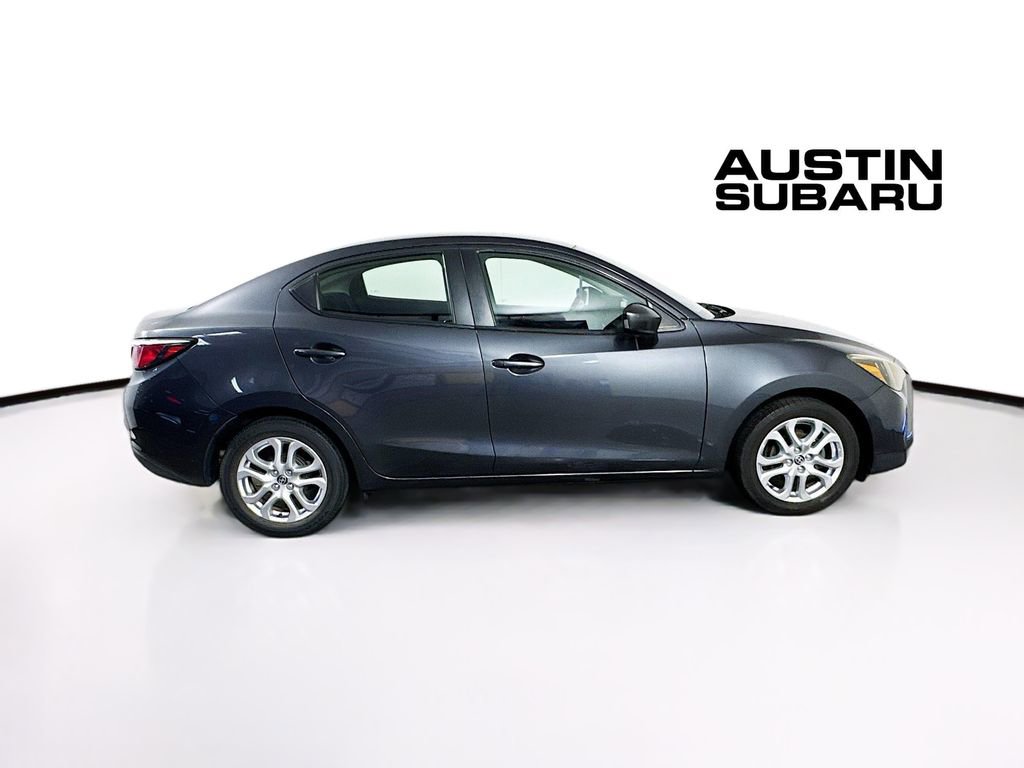 Used 2016 Scion iA Base image 8