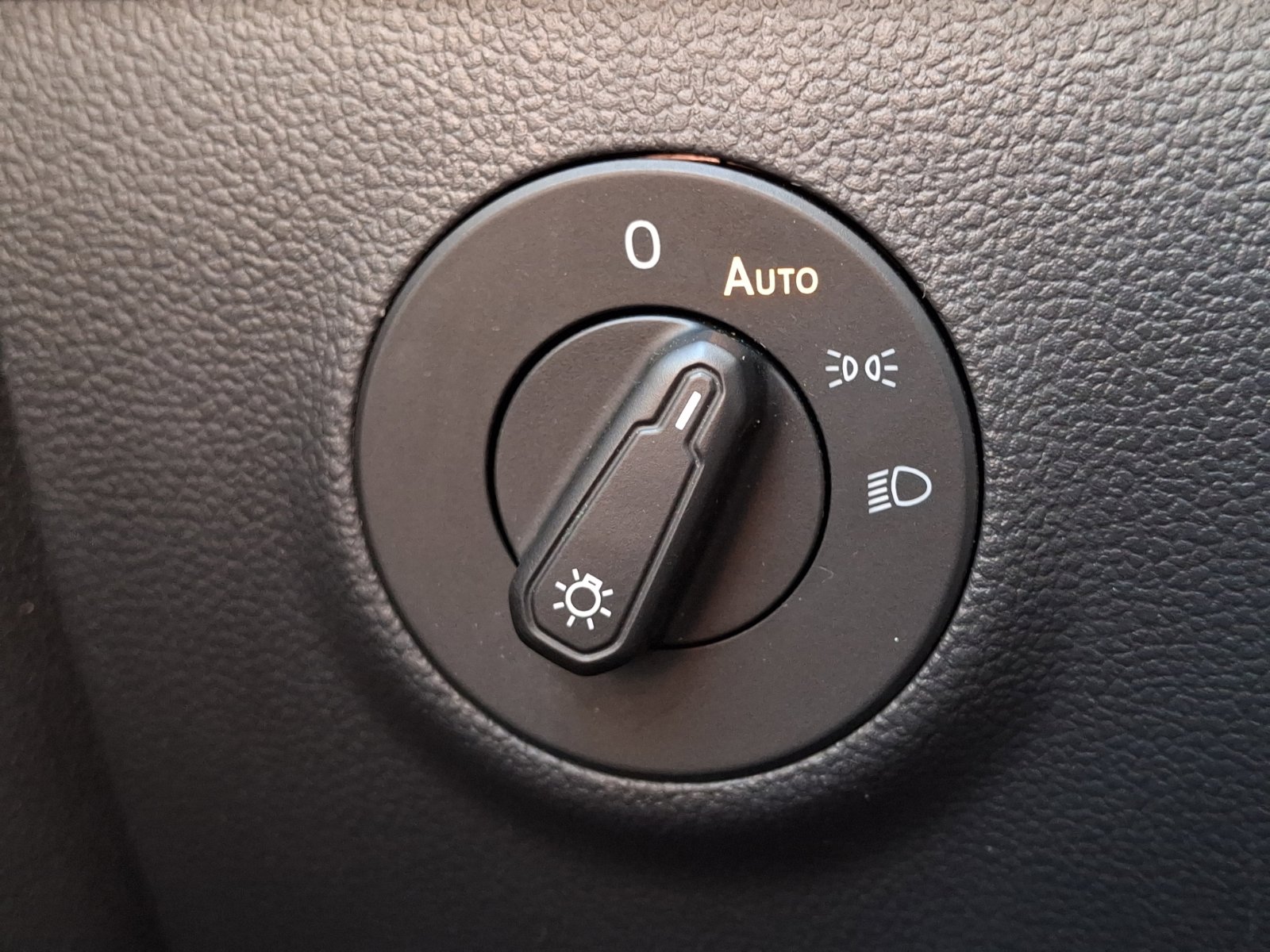 Certified 2023 Volkswagen Taos S w/ Driver Assistance Package image 28