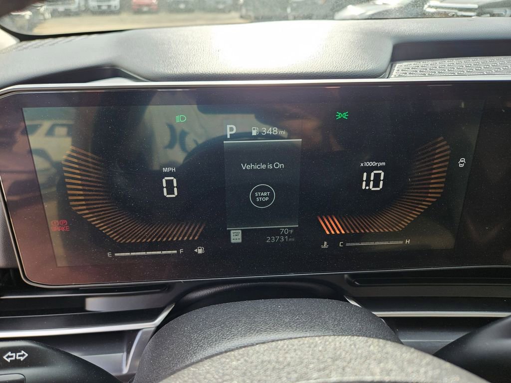 Used 2025 Kia Carnival image 19