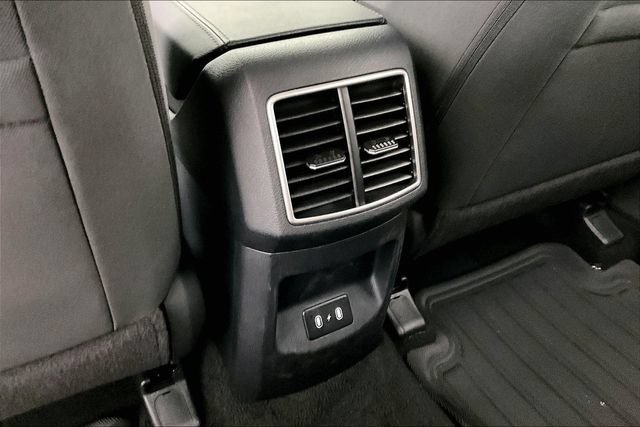 Certified 2026 Kia Sportage LX FWD image 9