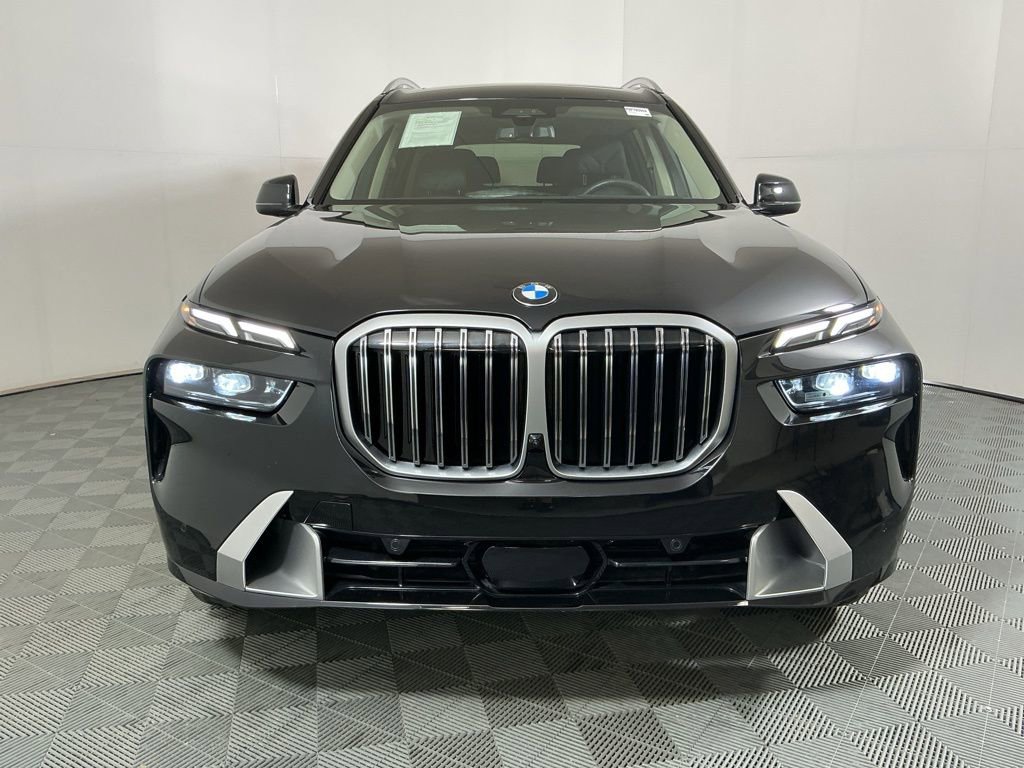 Certified 2023 BMW X7 xDrive40i w/ Premium Package image 3