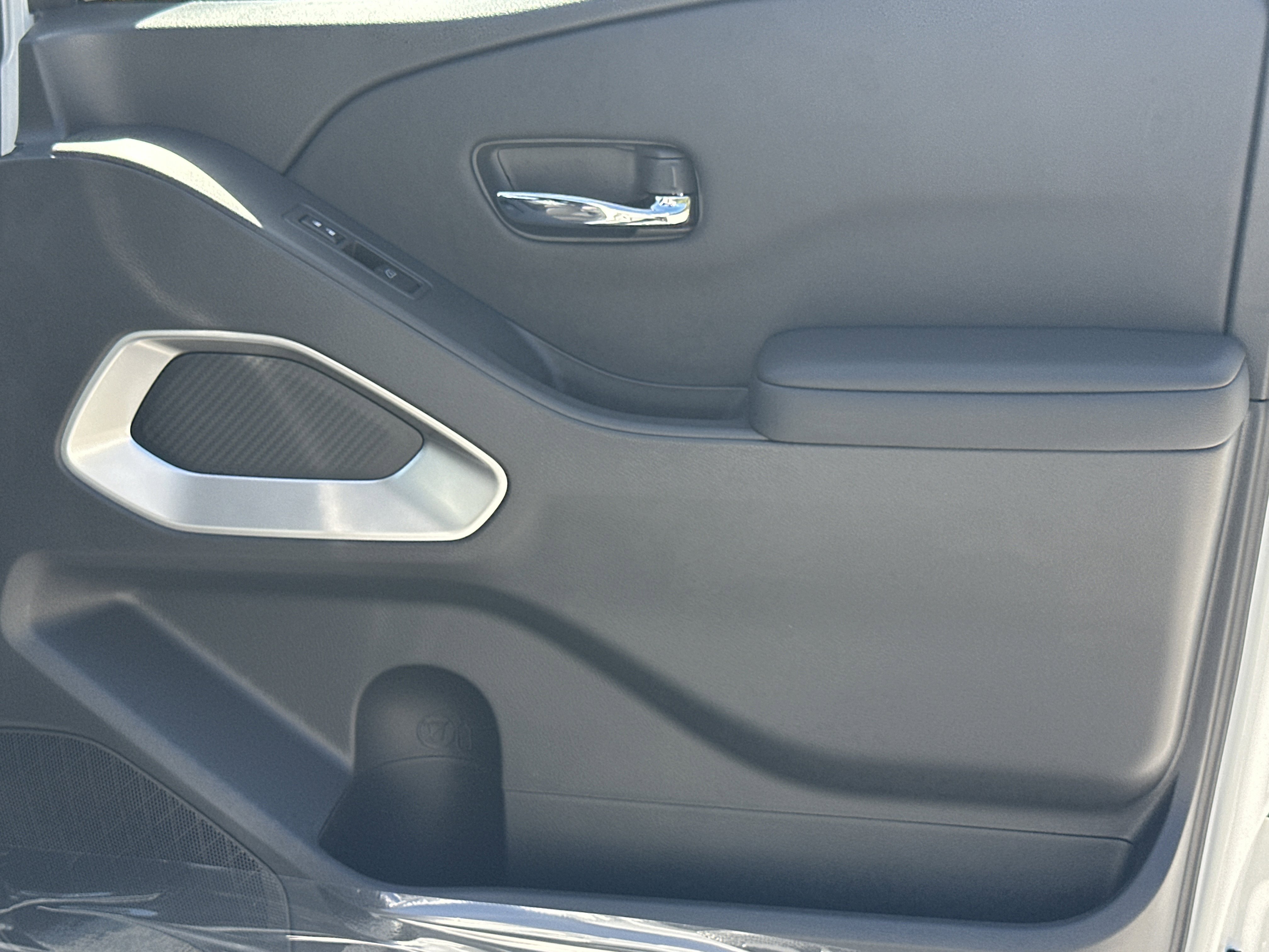 New 2026 Nissan Frontier SV w/ Tow Package image 14