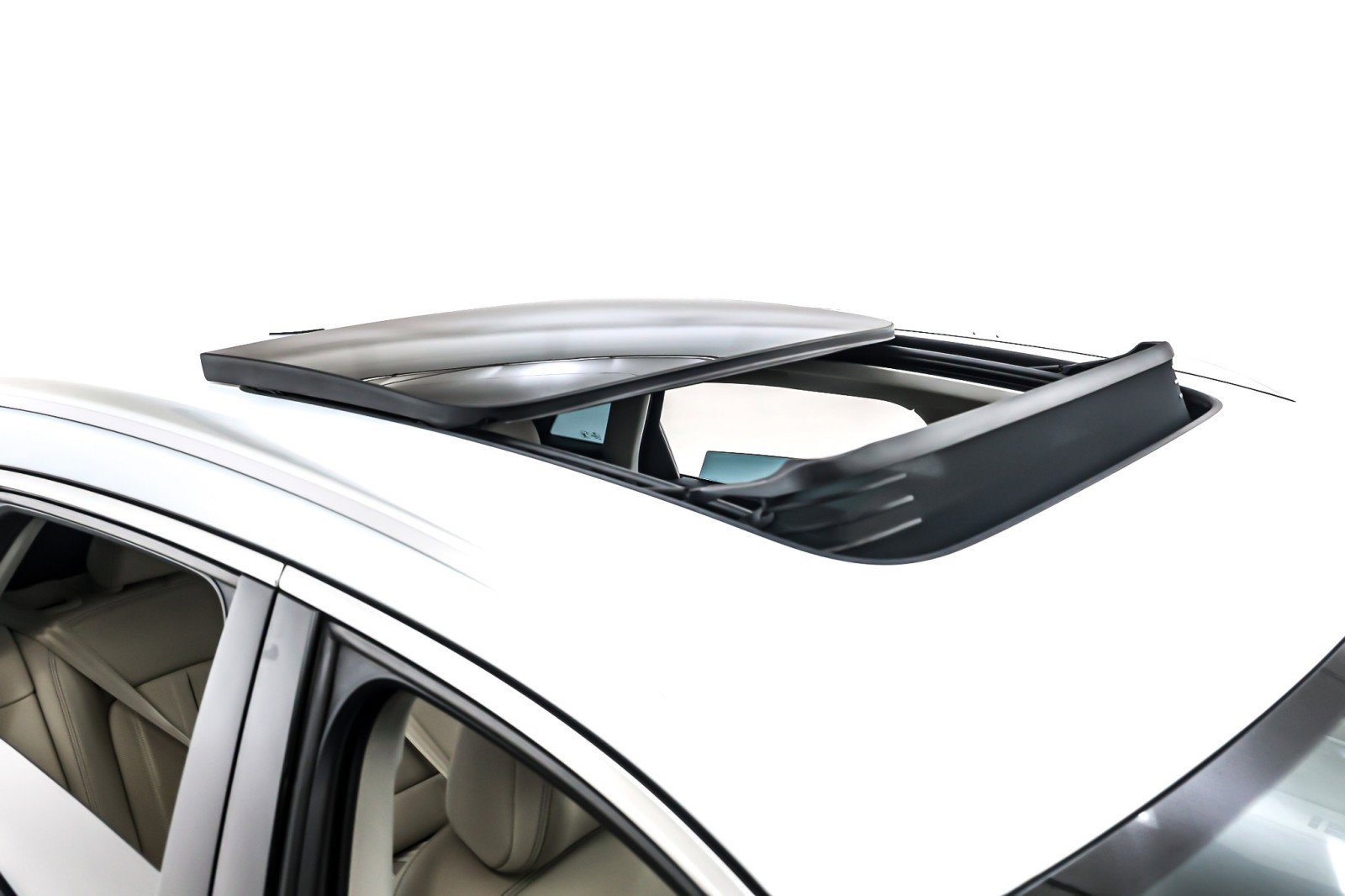 Used 2024 Audi Q8 e-tron Premium Plus w/ Premium Plus Package image 23