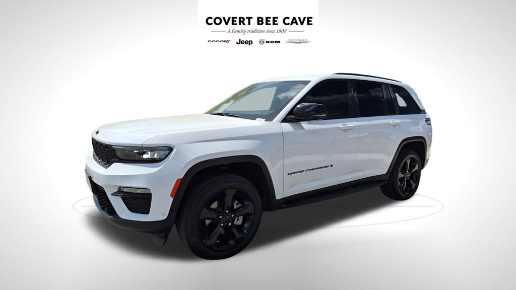 Used 2024 Jeep Grand Cherokee Limited w/ Luxury Tech Group II image 3