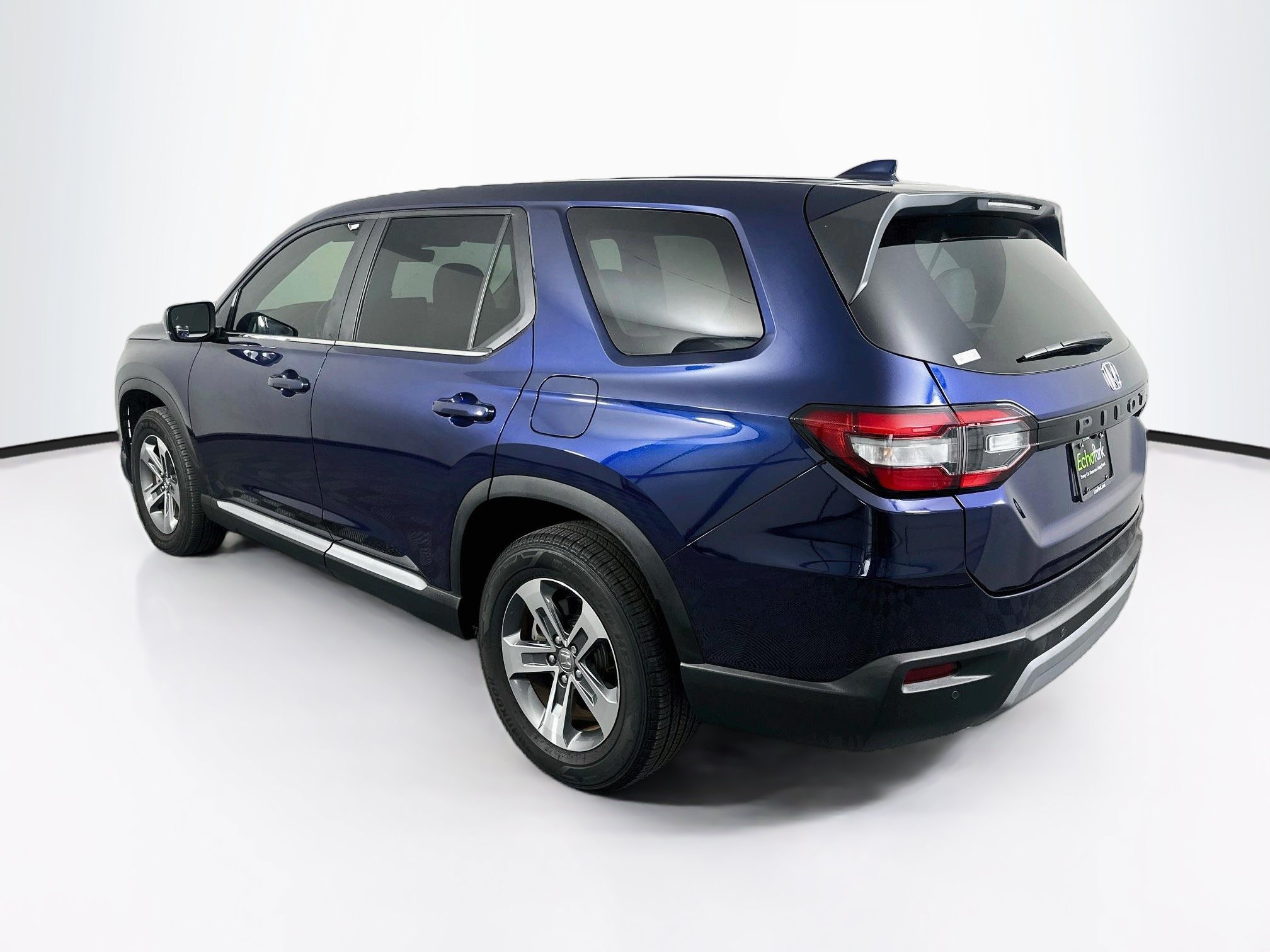 Used 2025 Honda Pilot EX-L image 5