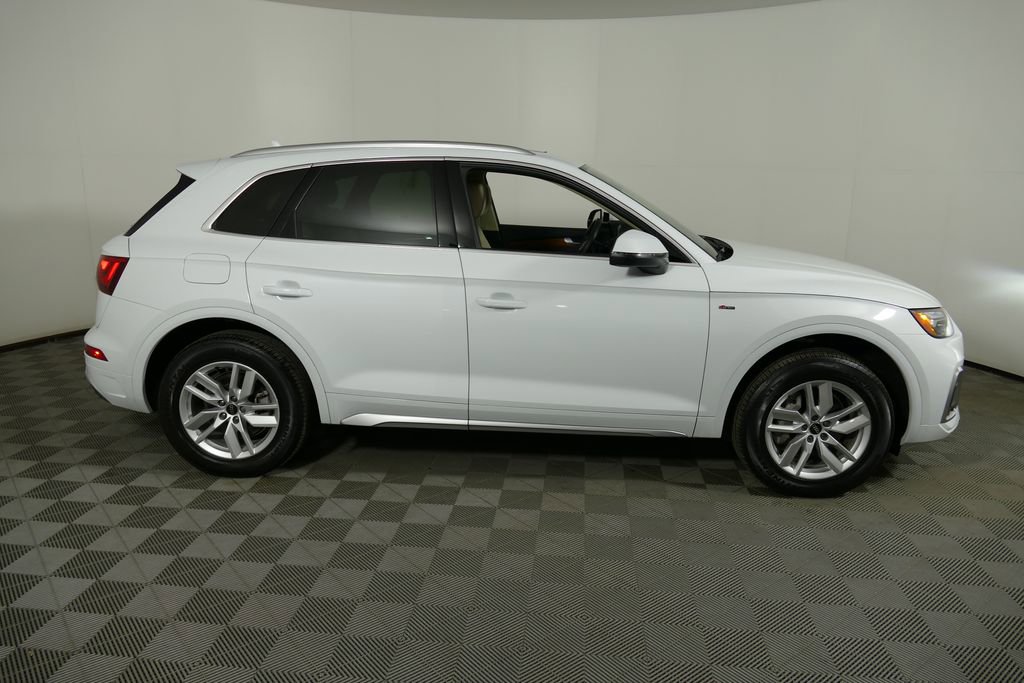Certified 2023 Audi Q5 2.0T Premium w/ Convenience Package AWD/4WD image 31
