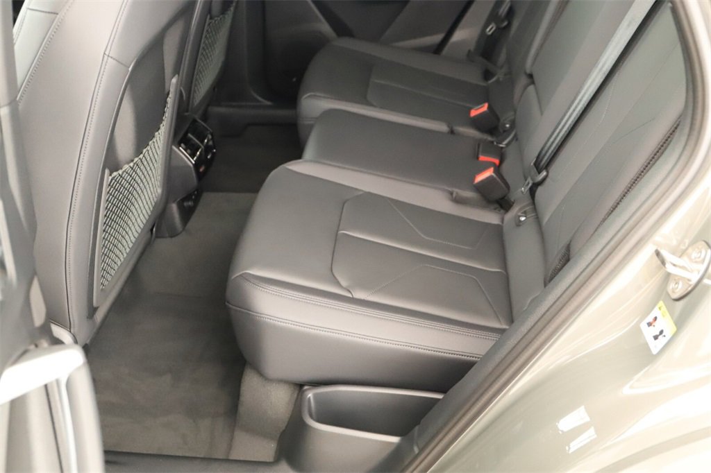 New 2025 Audi Q3 2.0T Premium image 28