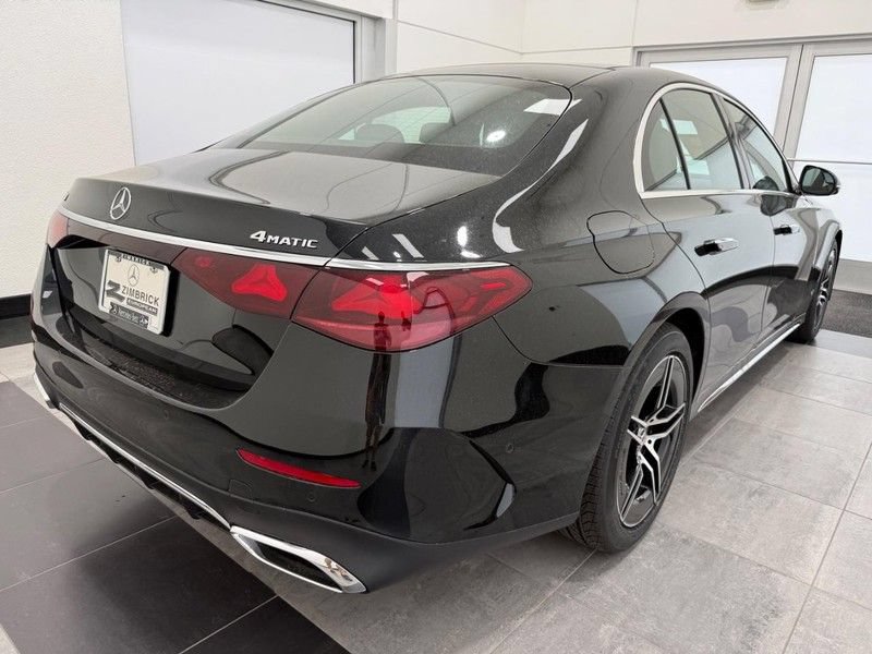 New 2026 Mercedes-Benz E 350 4MATIC Sedan image 2