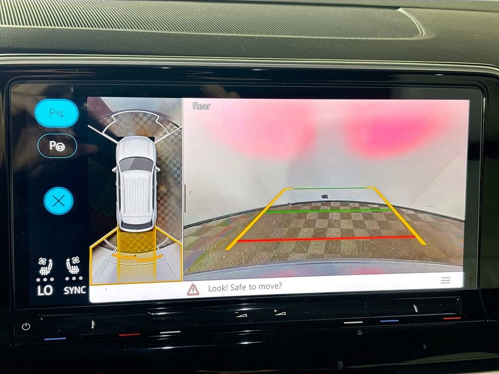 Certified 2024 Volkswagen Atlas Cross Sport SEL Premium R-Line image 17