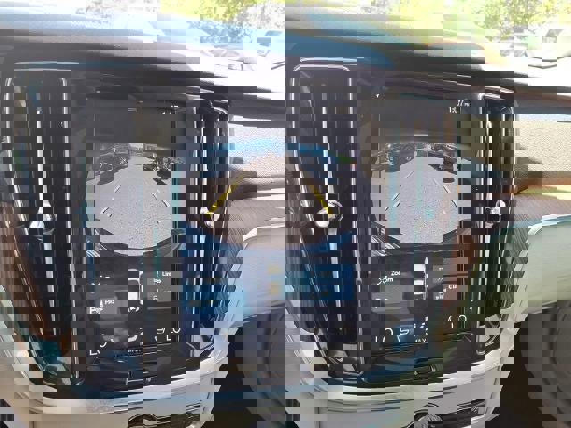 Used 2020 Volvo S60 T5 Momentum w/ Protection Package FWD image 11