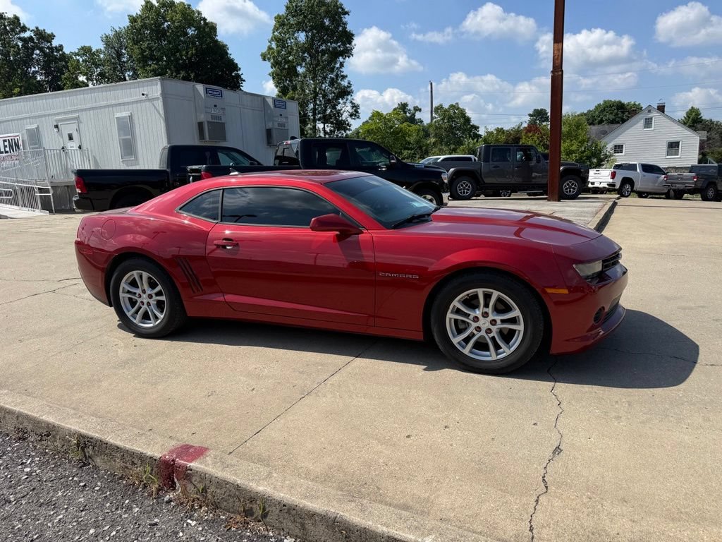 Used 2015 Chevrolet Camaro LS RWD image 5
