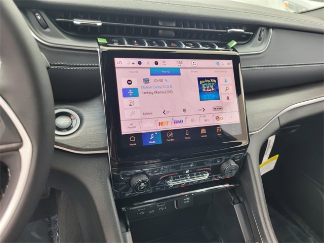 New 2025 Jeep Grand Cherokee Limited image 22