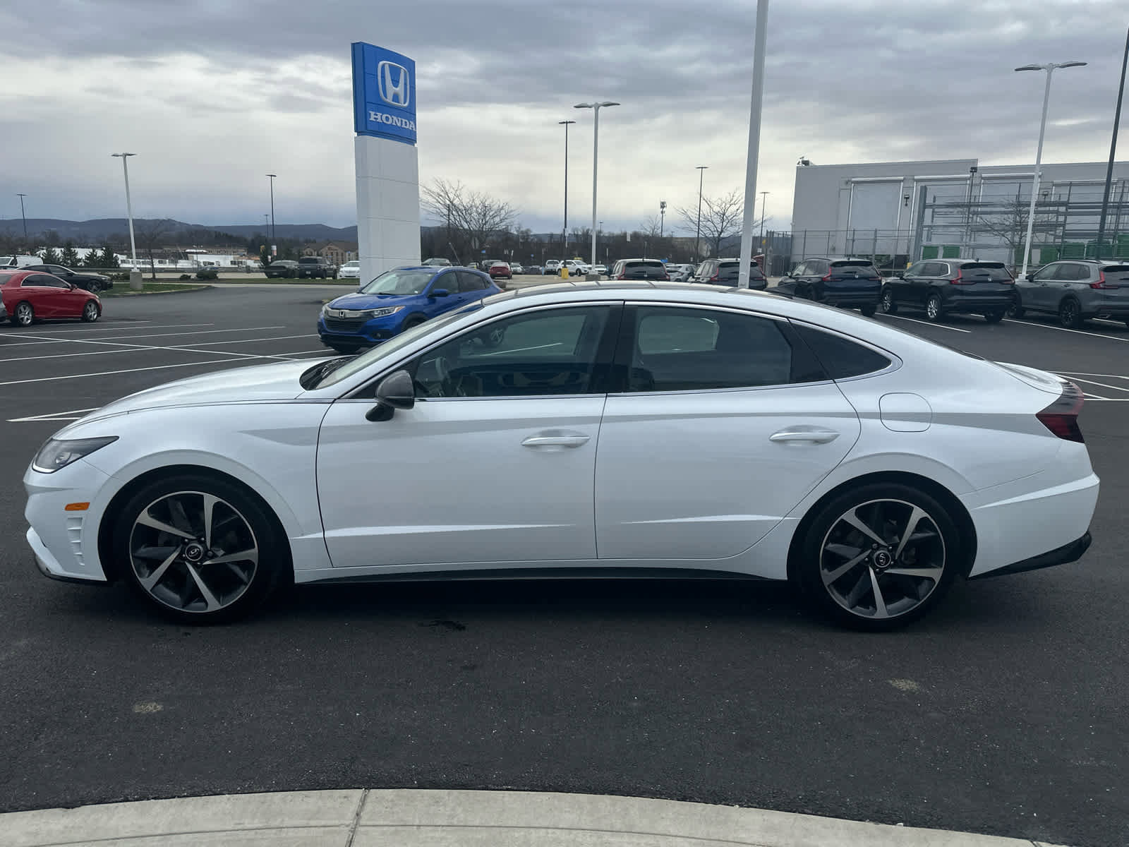 Used 2023 Hyundai Sonata SEL Plus image 5