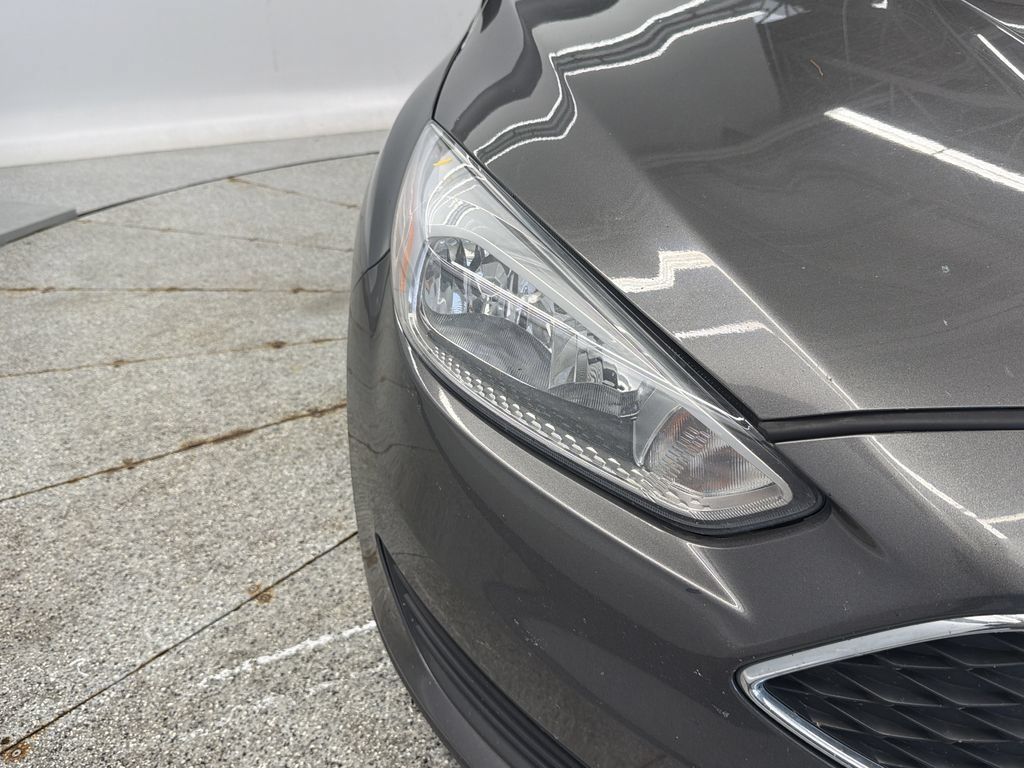 Used 2018 Ford Focus SE FWD image 15