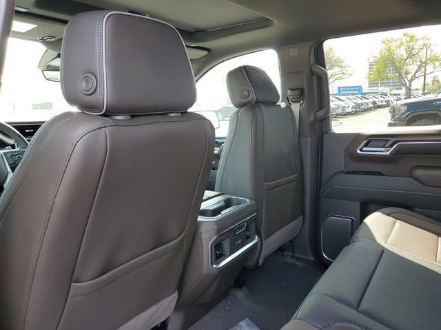 New 2026 GMC Sierra 1500 Denali w/ Denali Reserve Package AWD/4WD image 11