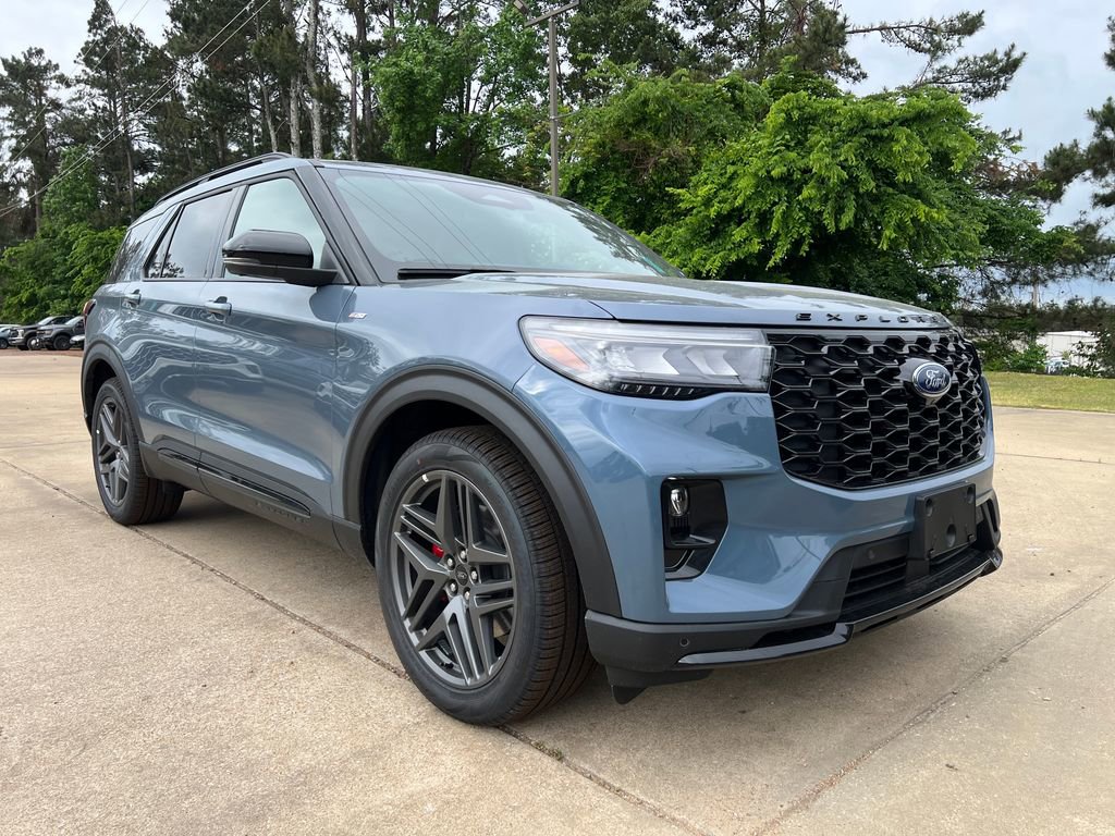 New 2026 Ford Explorer ST-Line