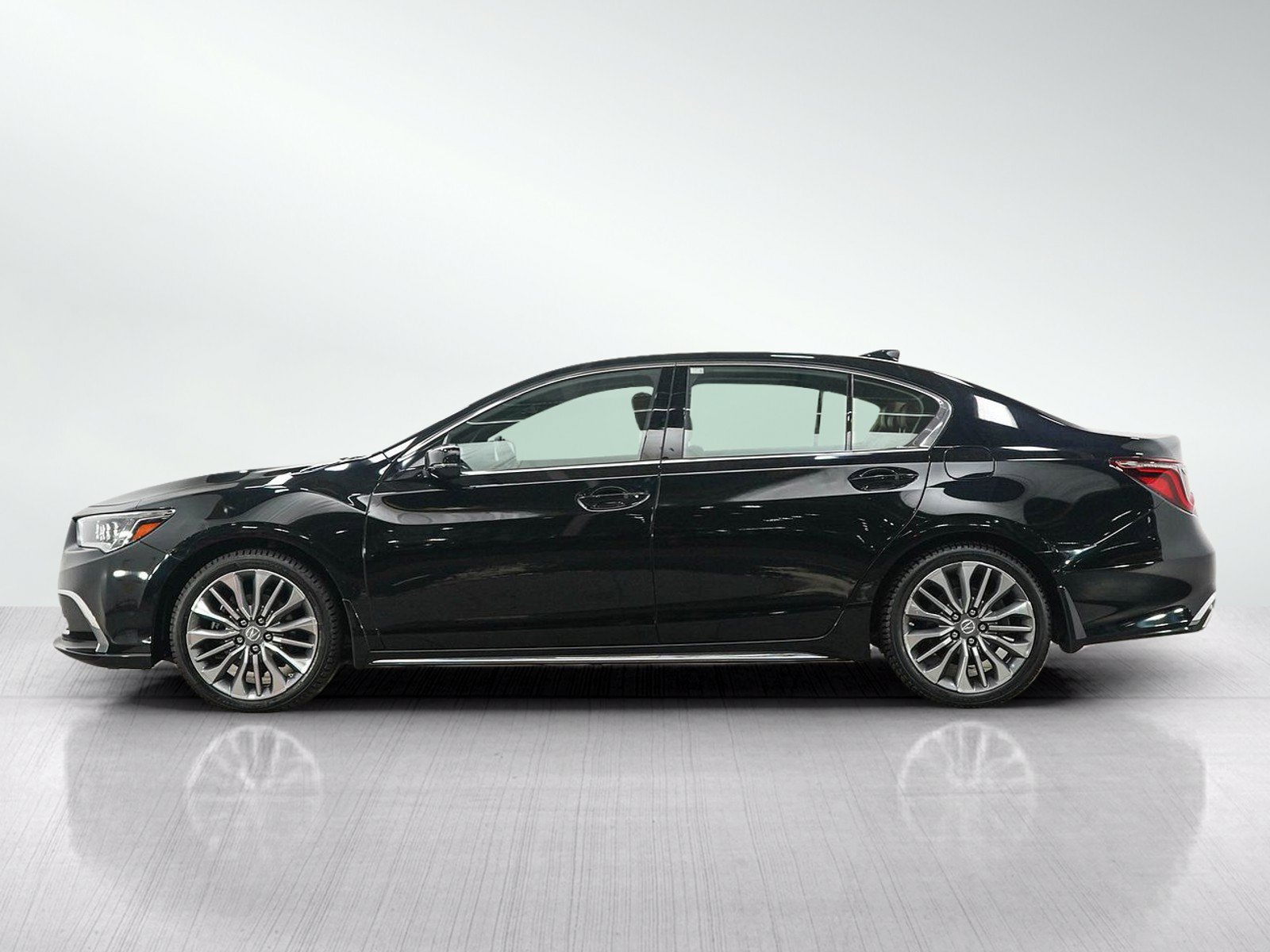 Used 2020 Acura RLX w/ Technology Package FWD image 2