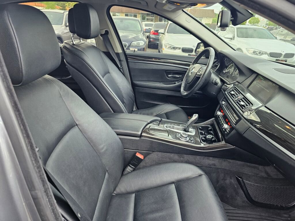 Used 2013 BMW 528i xDrive Sedan AWD/4WD image 11