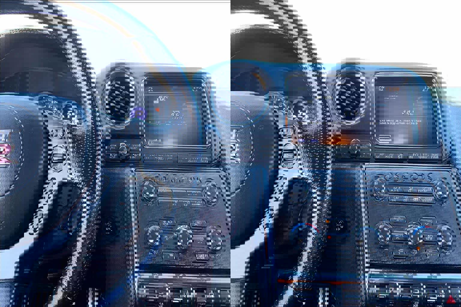 Used 2012 Nissan GT-R Black Edition image 7