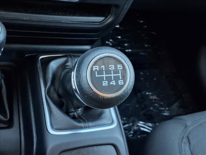 Used 2021 Jeep Wrangler Sport S image 21