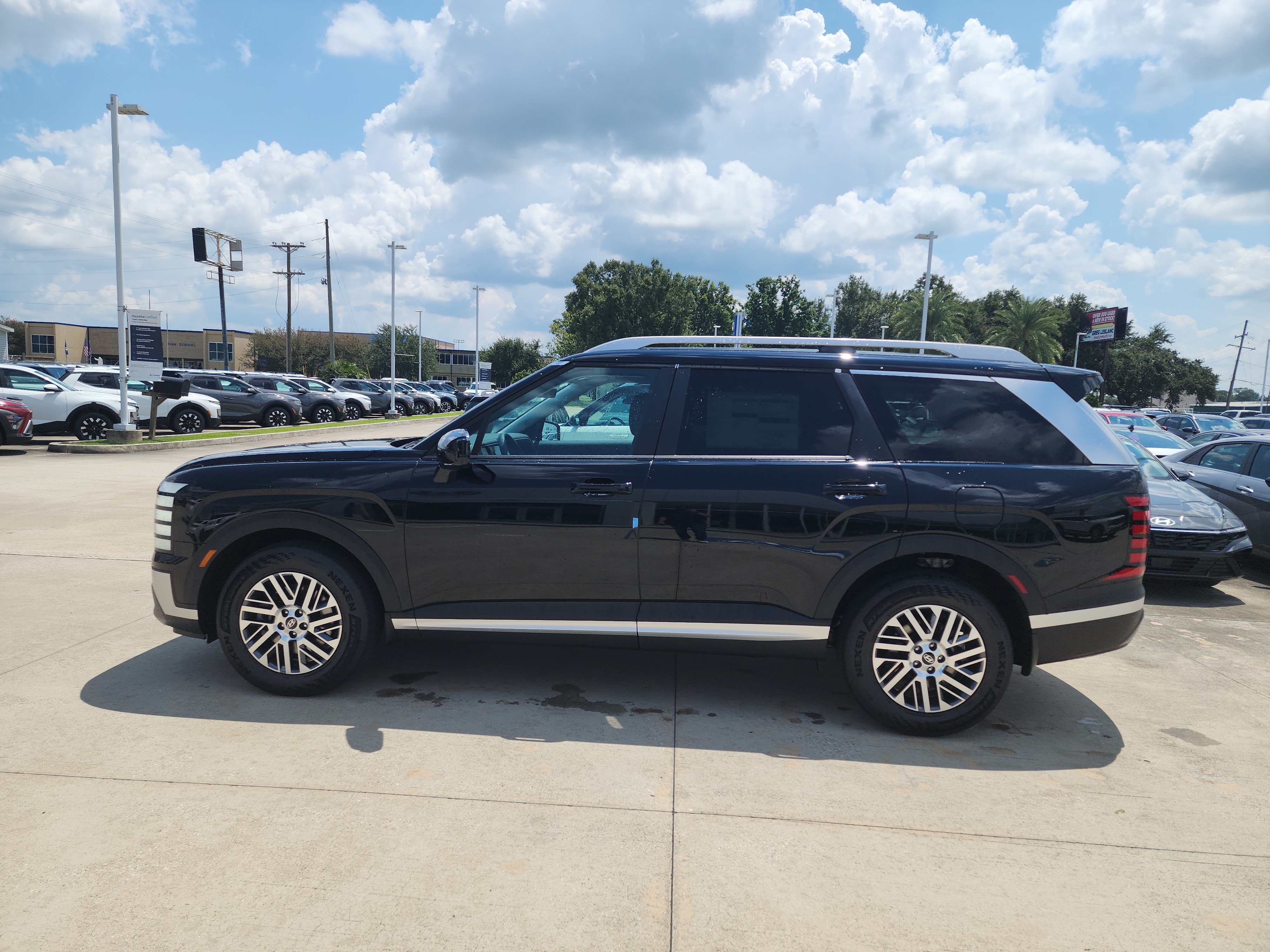 New 2026 Hyundai Palisade SEL FWD image 4