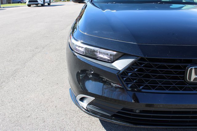 Used 2023 Honda Accord Touring image 45