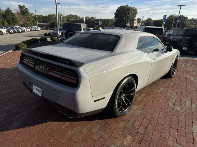 Used 2021 Dodge Challenger R/T Scat Pack w/ Dynamics Package RWD image 36