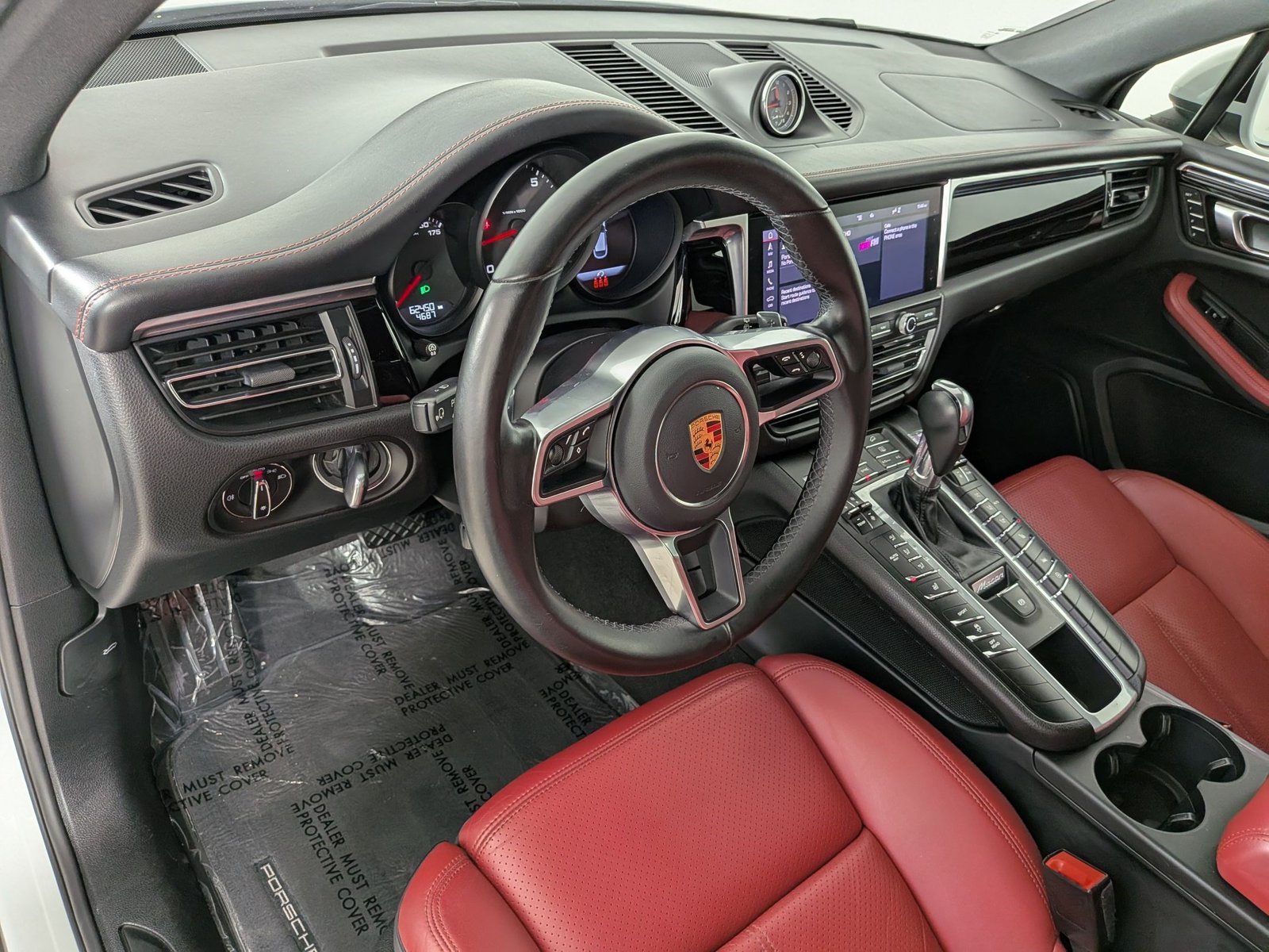 Certified 2021 Porsche Macan AWD/4WD image 4
