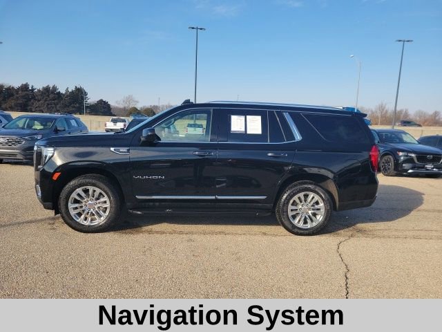 Used 2024 GMC Yukon SLT image 3