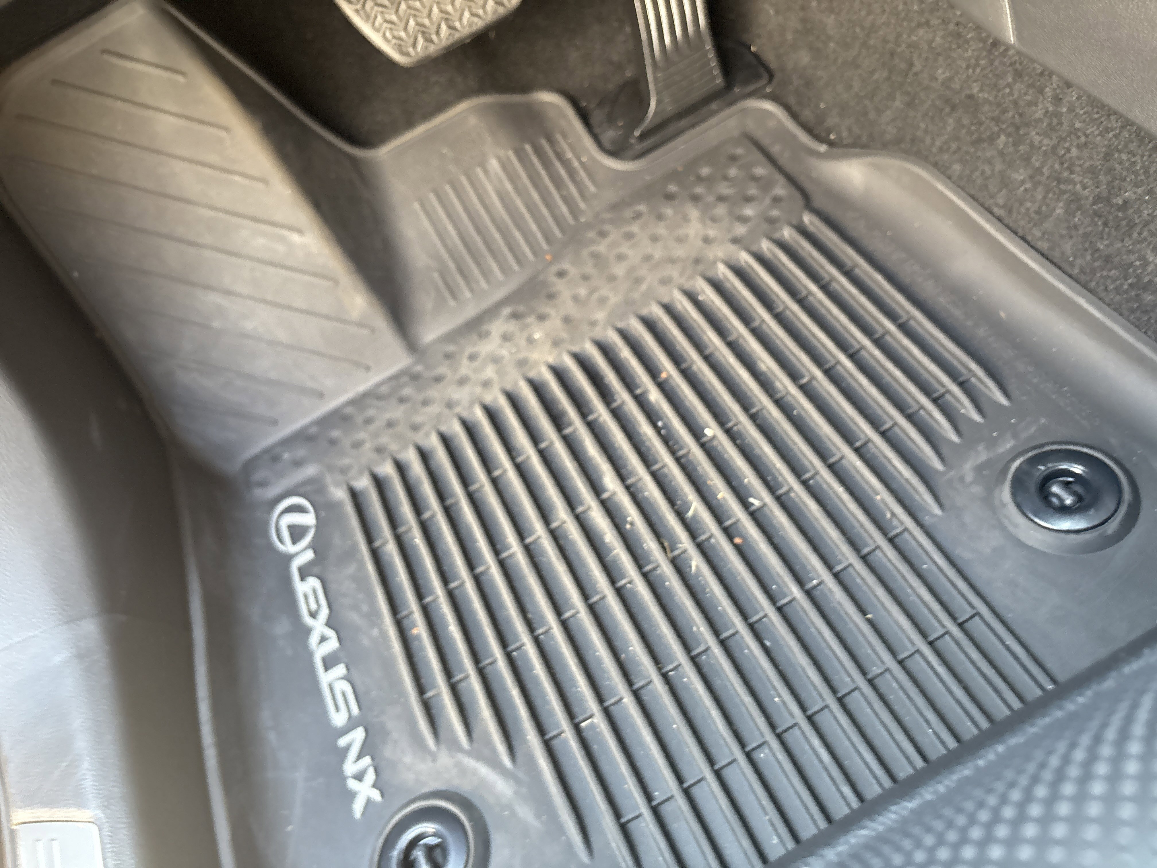 Used 2025 Lexus NX 450h+ AWD w/ Luxury Package image 17