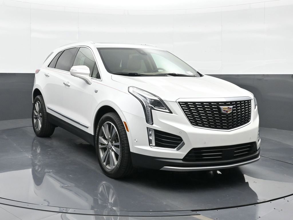 Used 2021 Cadillac XT5 Premium Luxury w/ Platinum Package FWD image 12