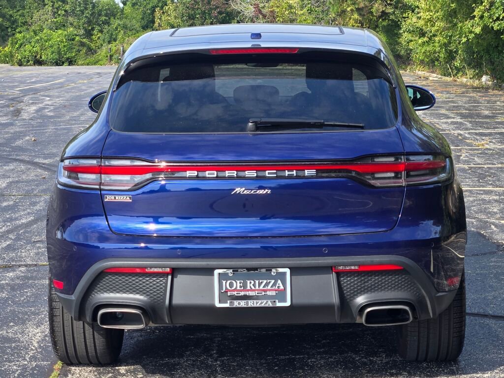 Certified 2025 Porsche Macan image 6