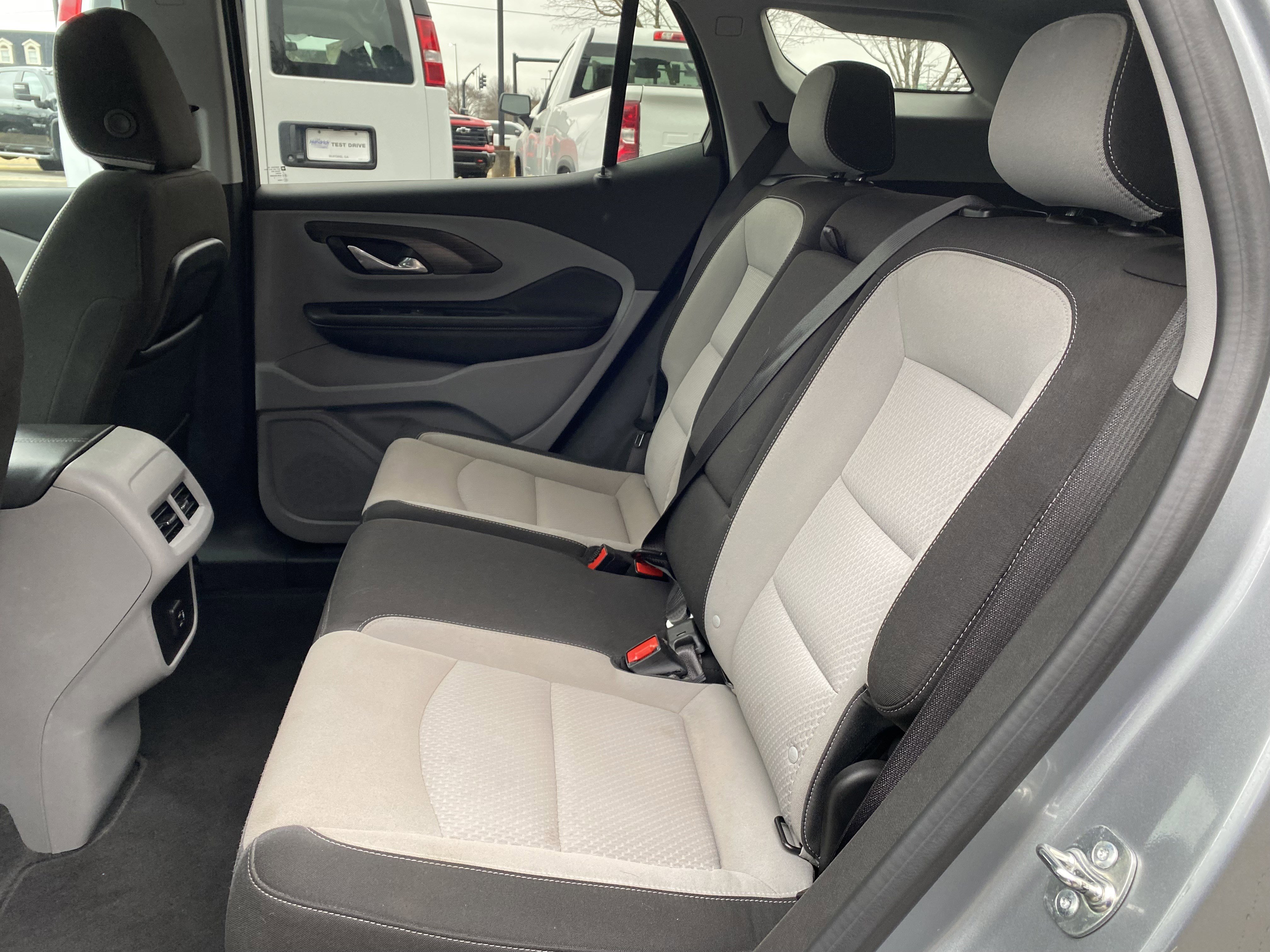 Used 2024 GMC Terrain SLE image 35