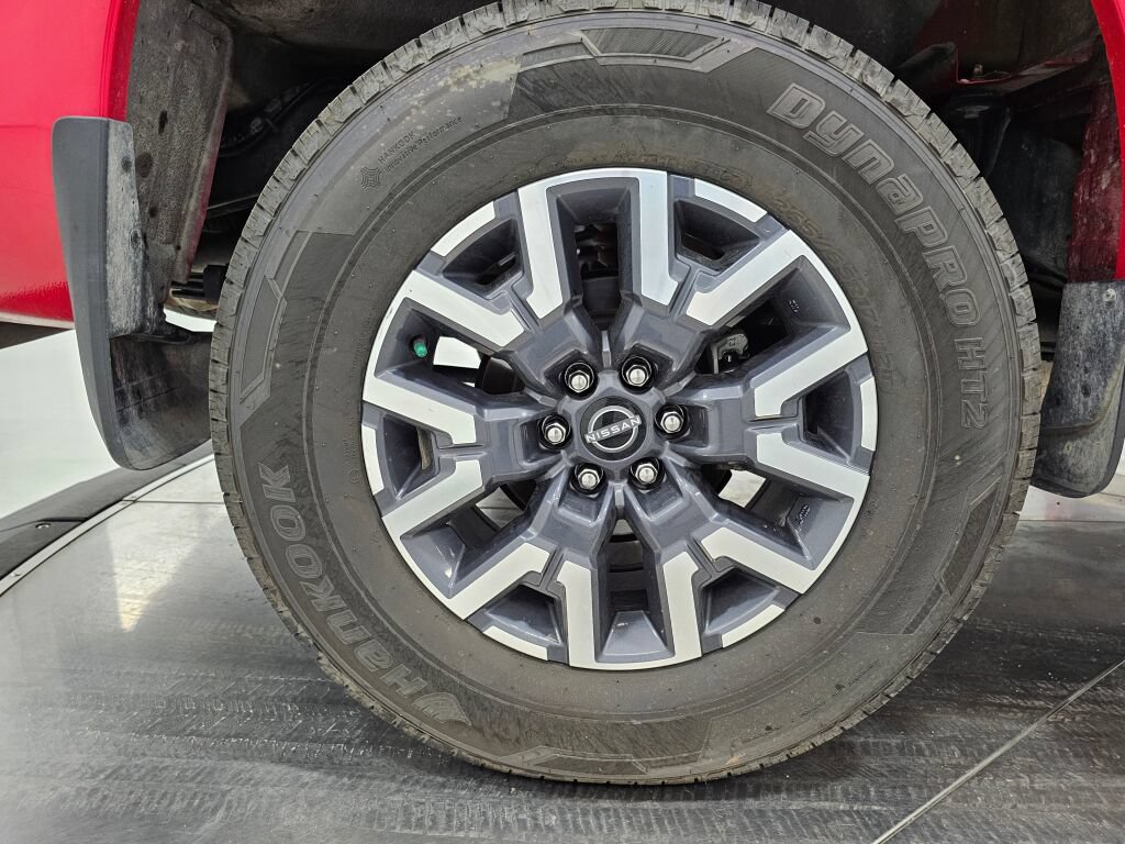 Used 2022 Nissan Frontier SV AWD/4WD image 9