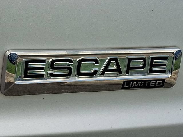 Used 2011 Ford Escape Limited w/ 302A Rapid Spec Order Code FWD image 31