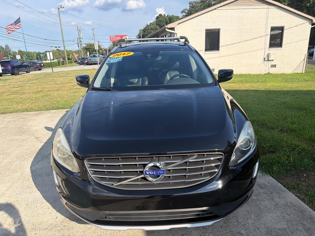 Used 2017 Volvo XC60 T5 Inscription w/ Preferred Option Package FWD image 6