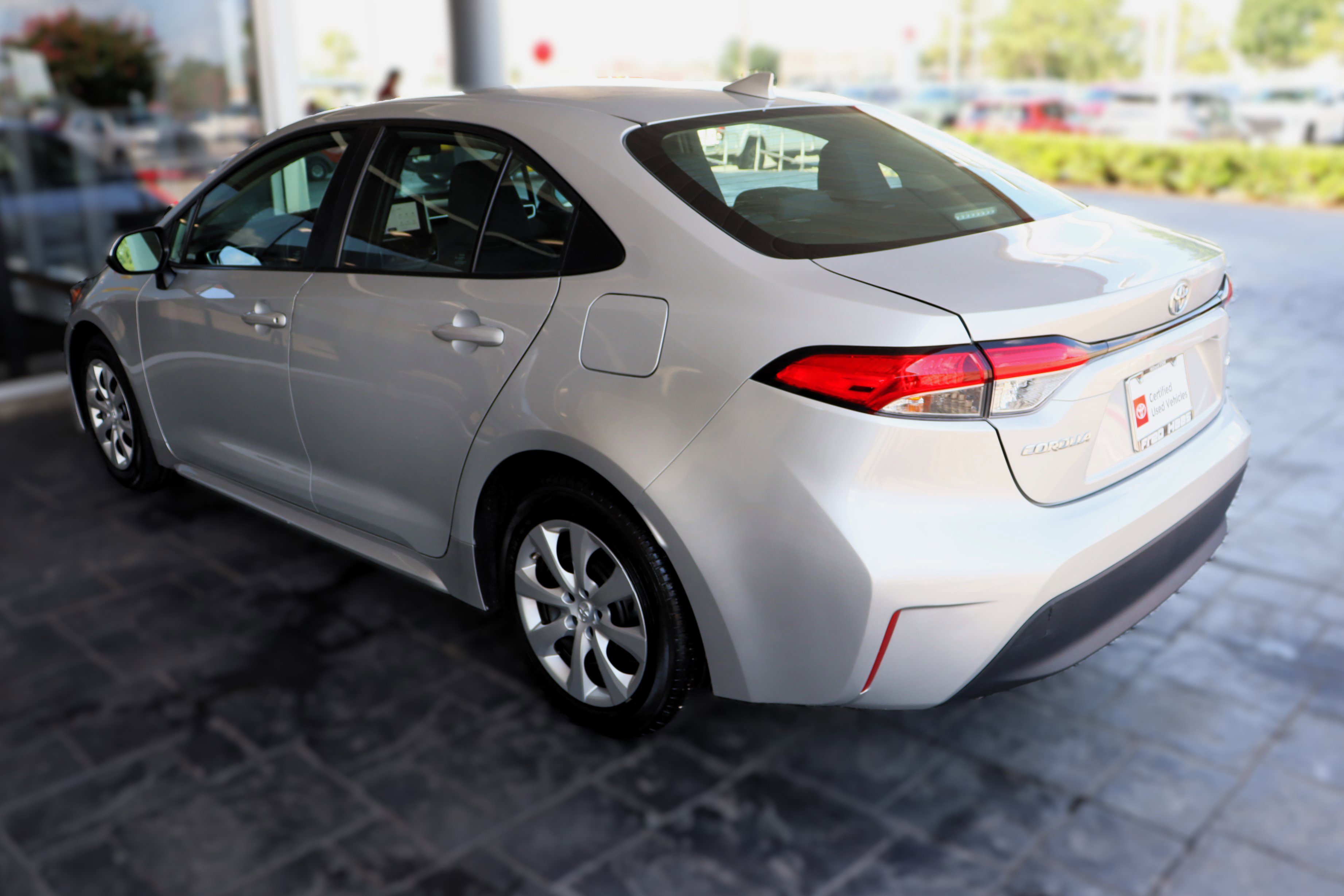 Used 2023 Toyota Corolla LE image 8