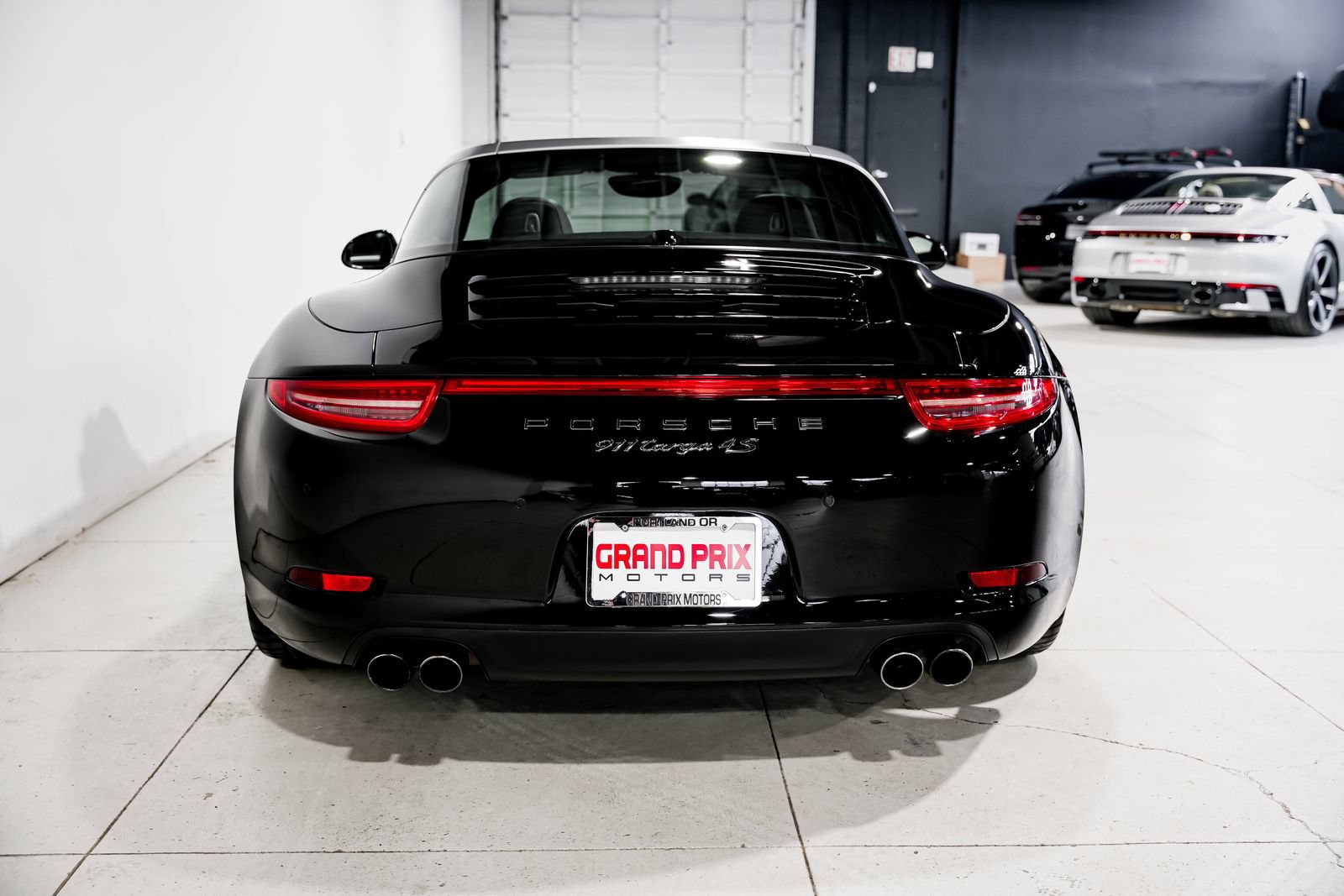 Used 2015 Porsche 911 Targa 4S AWD/4WD image 4