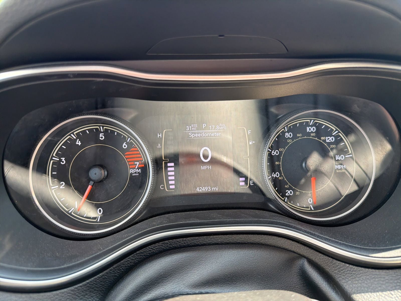 Used 2019 Jeep Cherokee Latitude Plus FWD image 16