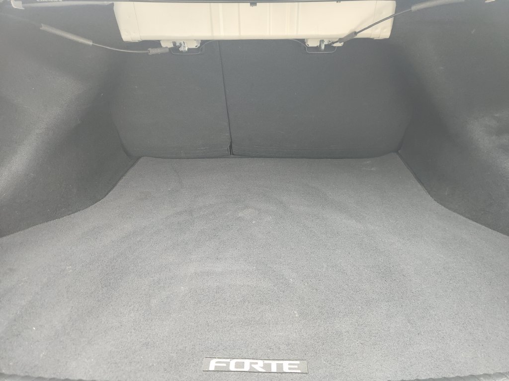 Used 2017 Kia Forte LX FWD image 22