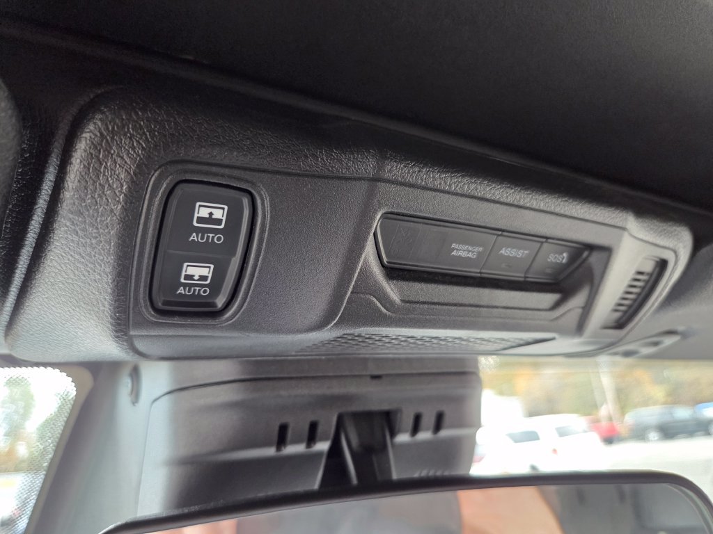 Used 2026 Jeep Wrangler Unlimited Sahara AWD/4WD image 26