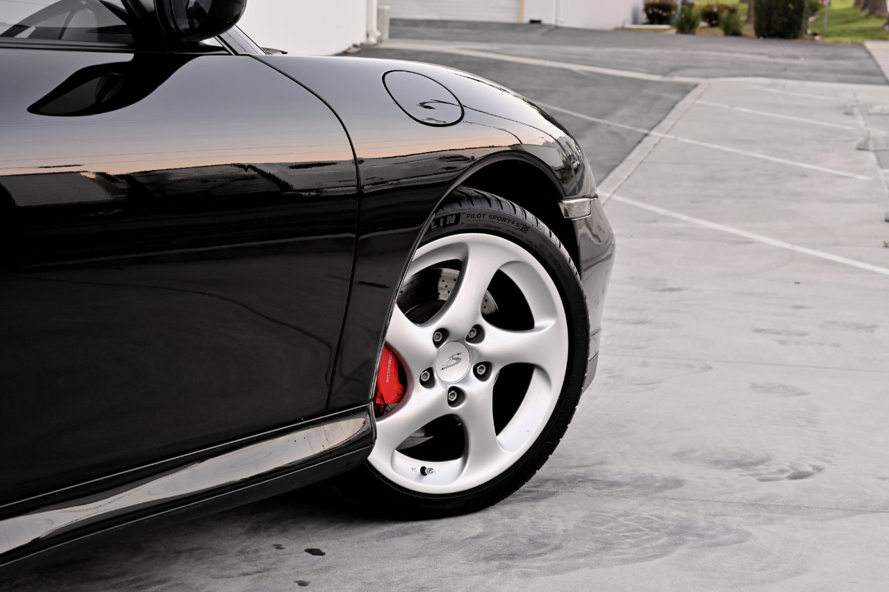 Used 2004 Porsche 911 Carrera 4S image 42