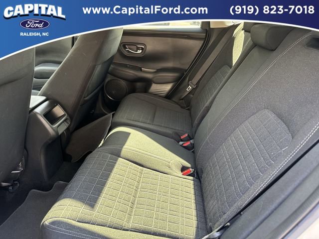 Used 2023 Honda HR-V LX image 18