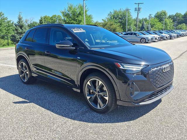 Certified 2023 Audi Q4 e-tron Prestige w/ Black Optic Package AWD/4WD image 3