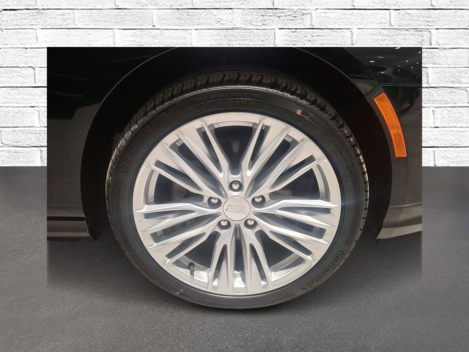 Used 2025 Cadillac CT4 Premium Luxury image 7