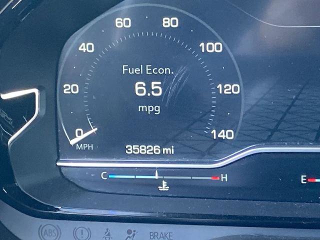 Used 2024 GMC Yukon Denali w/ Denali Reserve Package image 8